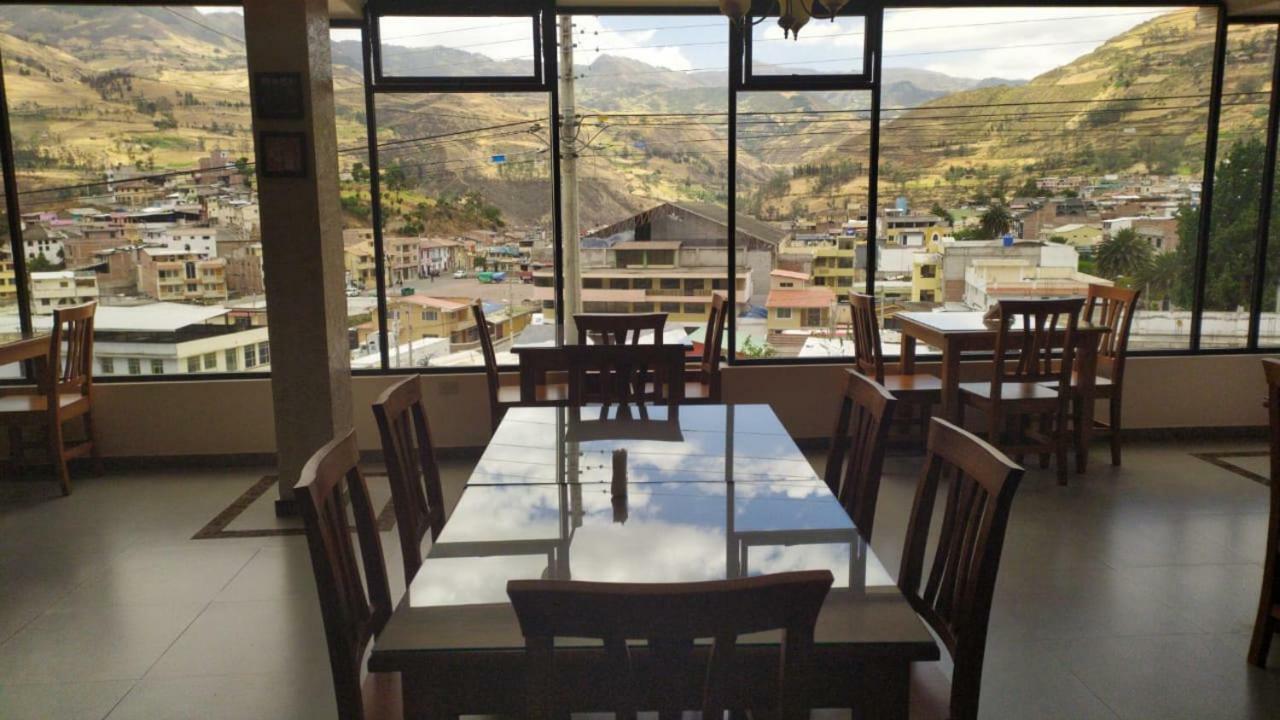 Hostal Resto - Bar "El Penon" Alausí Exterior foto